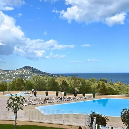 Apartamento Village Cap Esterel - Le Village-83 By Interhome *